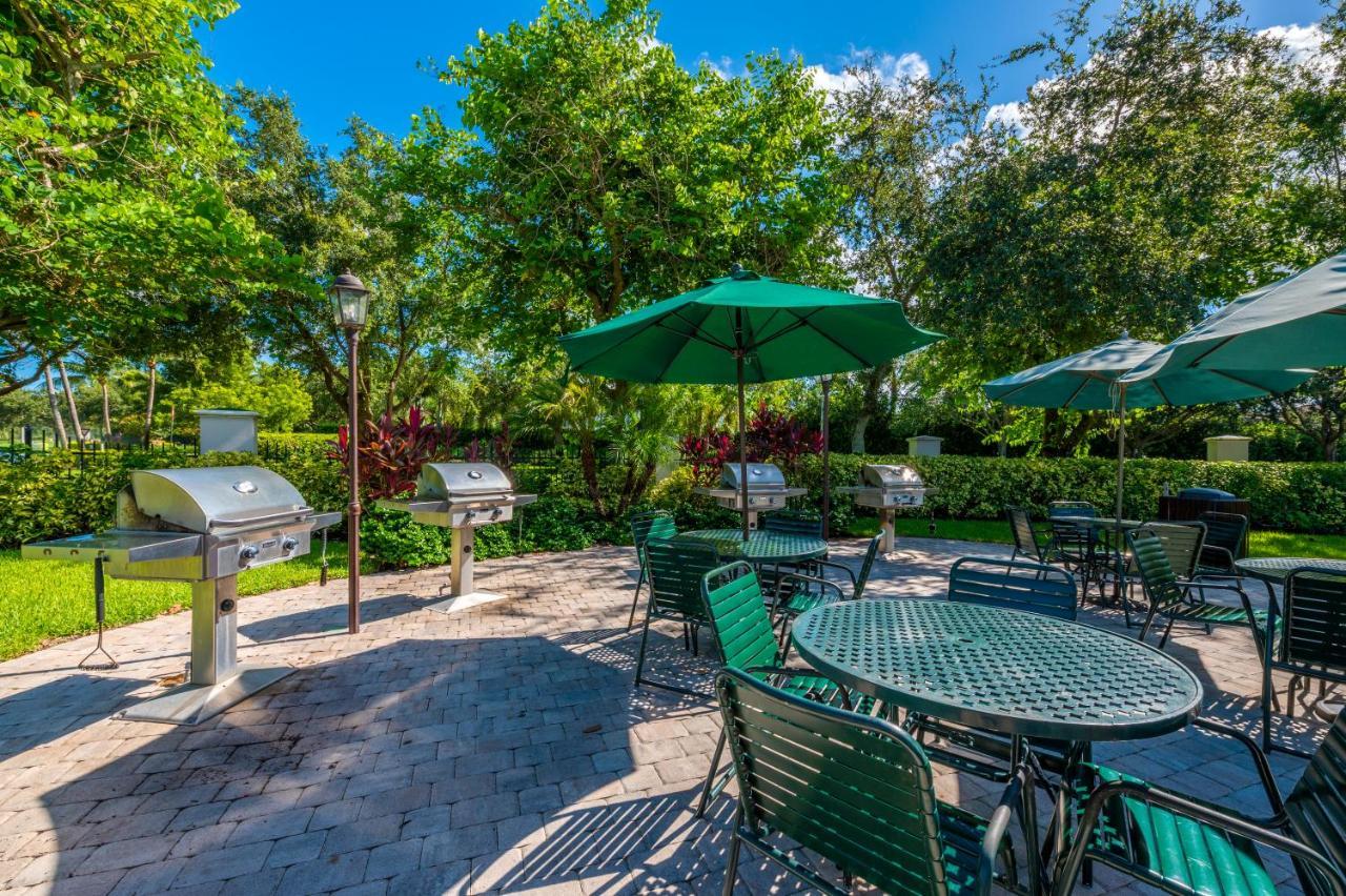 Golf Condo- Resort Pool- Lakeview- 10Mi To Beaches Naples Luaran gambar